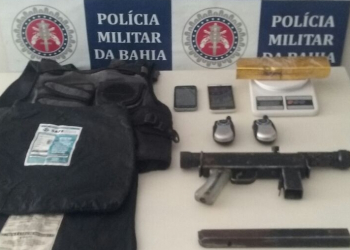 Polícia apreende metralhadora com menino de 13 anos em Porto Seguro