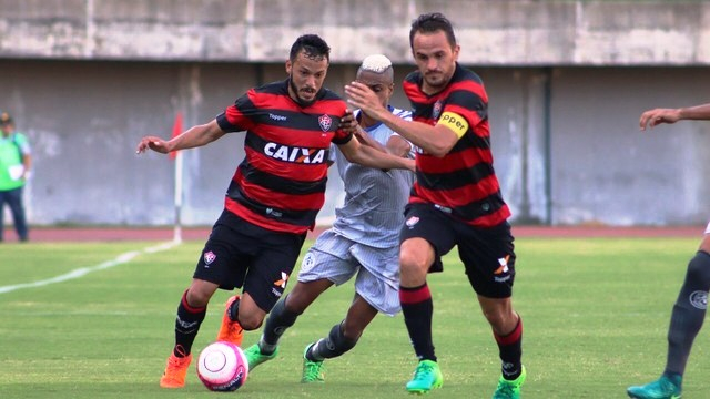 Vitória vence Atlântico de virada e passa a liderar Baianão com outras quatro equipes