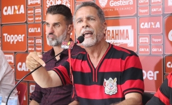 Presidente do Vitória cobra punição de atleta do Bahia que provocou torcida