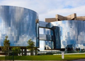 PGR analisa possível participação de Temer e ministros em crimes cometidos na Caixa