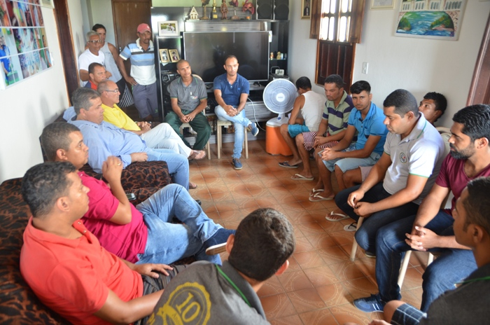 Deputado Alex da Piatã discute turismo ecológico e saúde com lideranças e empresário de Mutuípe