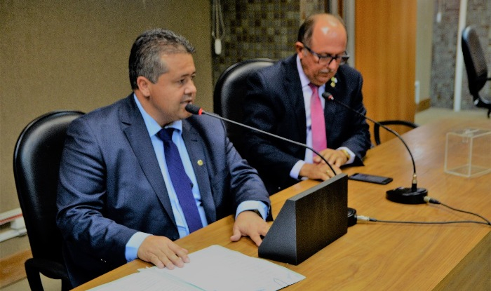 Alex da Piatã é reconduzido à presidência da Comissão da Saúde da ALBA