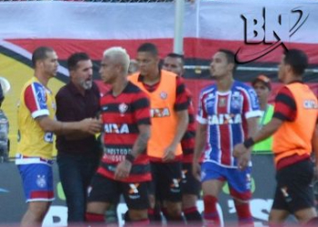 Kanu e Bryan prestam queixa na delegacia contra três atletas do Bahia