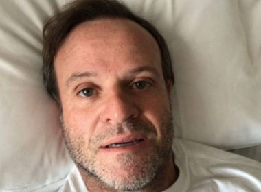 Barrichello grava vídeo em hospital após ser internado por princípio de AVC