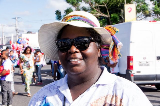 Milhares de fiéis pedem paz durante Caminhada do Perdão em Feira de Santana