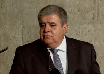 Governo desiste da votação da Previdência e anuncia nova pauta prioritária no Congresso