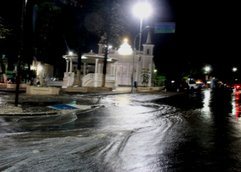 Tão esperada chuva chega a Conceição do Coité