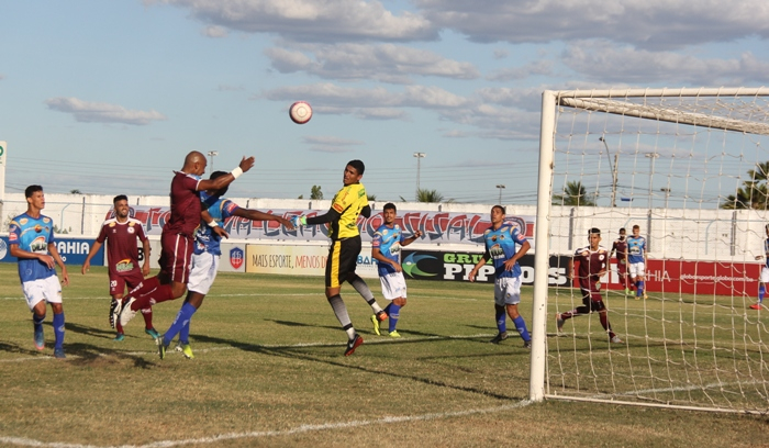 Baianão: Jacuipense goleia Jacobina e praticamente se livra do rebaixamento