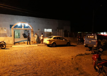 Ichu – Incêndio em depósito de lixo no Hospital Municipal assusta funcionários e população