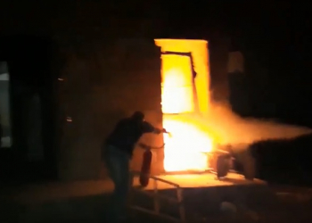 Ichu – Incêndio em depósito de lixo no Hospital Municipal assusta funcionários e população