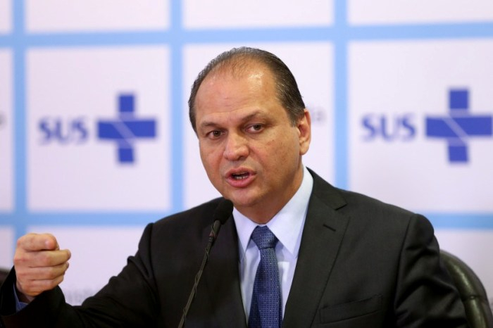 Ministro da saúde se reúne com prefeitos baianos na UPB