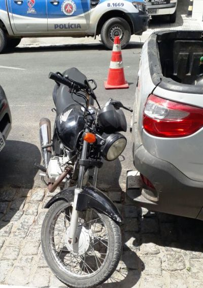 Coité – Moto pertencente a brigadista do Anjos da Vida furtada no último sábado é recuperada pela PM