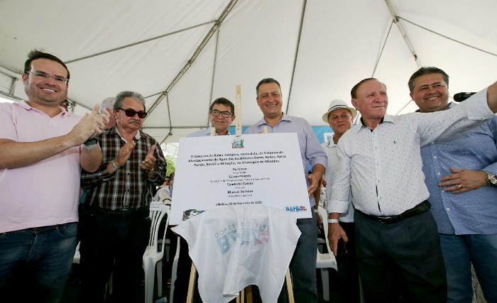 Acompanhado do governador Rui Costa, deputado Aderbal Caldas participa de ato de inauguração e ordens de serviço em Olindina