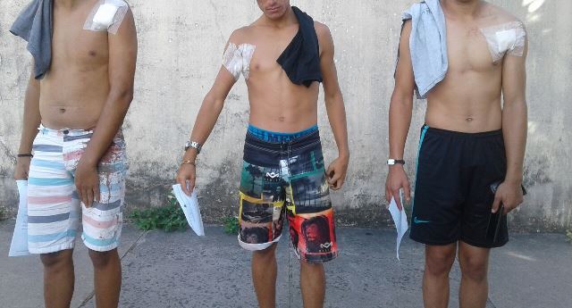 Passageiro surta, mata menino de 13 anos a facadas e fere três pessoas