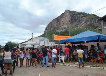 Tanquinho – Subida ao Monte da Emancipação atrai centenas de pessoas