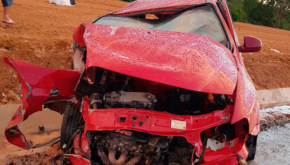 Mulher e neta de cinco anos morrem em acidente na BR 101. Carro seguia de Aracaju para Várzea do Poço