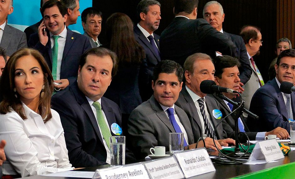 Prefeito ACM Neto assume comando nacional do DEM