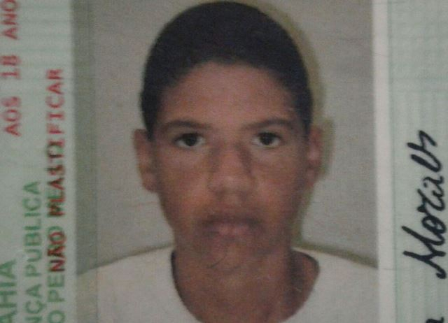 Adolescente é morto a pedradas na BR- 324