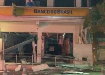 Quadrilha explode agências bancárias e lojas na cidade de Catu