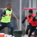 Tite confirma escalação de Thiago Silva e Douglas Costa contra Rússia