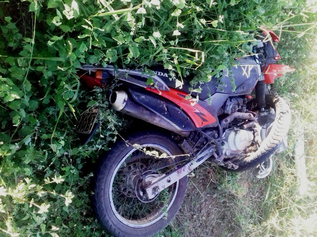 Homem tem cabeça e perna decepadas em acidente de moto