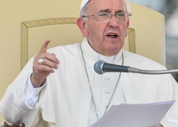 “Não tenha medo de tatuagens”, diz Papa Francisco