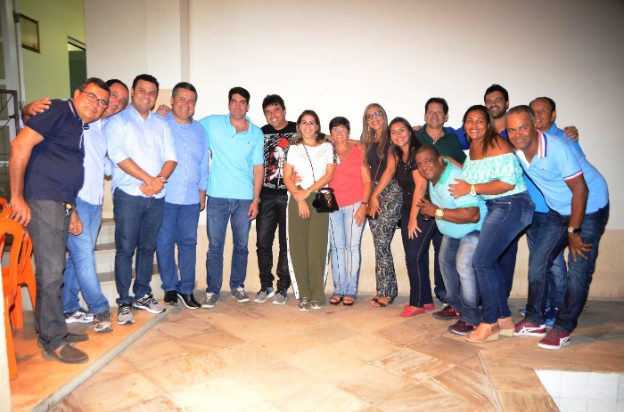 Serrinha – Políticos participam da Procissão do Fogaréu e deputado disse que ACM Neto vai anunciar pré-candidatura