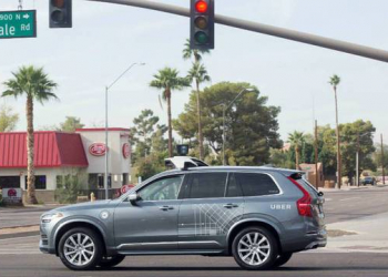 Carro autônomo da Uber atropela e mata mulher no Arizona, nos EUA