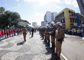 Repórter do Globo é agredido por segurança de Lula