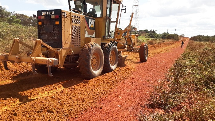 Mirangaba: Pavimentação de trecho da estrada de Taquarendi começa em breve, garantem governador e deputado