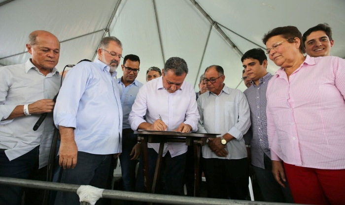 Por meio de emendas do deputado Joseildo, Cícero Dantas e Crisópolis ganharão novos sistemas de abastecimento de água