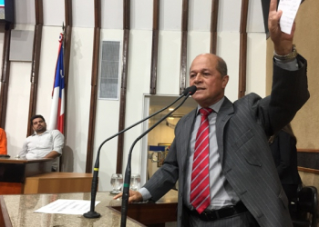 “Nós temos um líder e eles têm um gerente”, diz Joseildo sobre ACM Neto