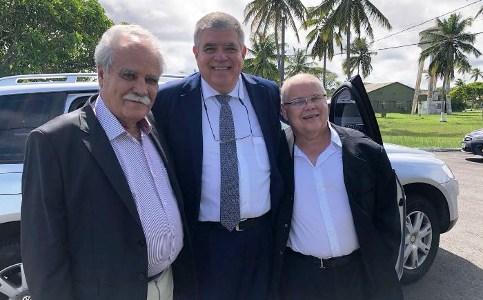 Pré-candidato do MDB João Santana recebe o ministro Carlos Marun em Salvador