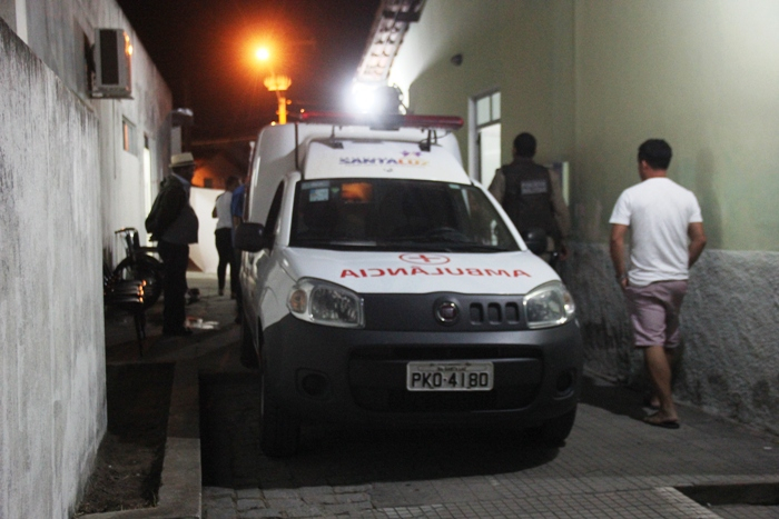 Colisão envolvendo carro e moto deixa dois mortos e seis feridos na saída Santaluz-Queimadas (Atualizada ás 03h04)