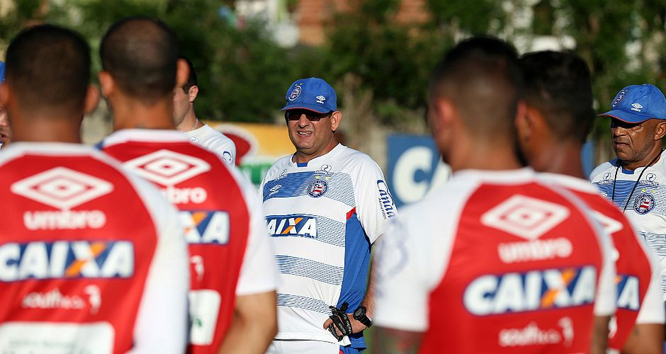 Bahia finaliza preparação e divulga relacionados para o Ba-Vi