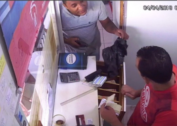 De ‘cara limpa’ bandido assalta Caixa do Bradesco Expresso em Nova Fátima