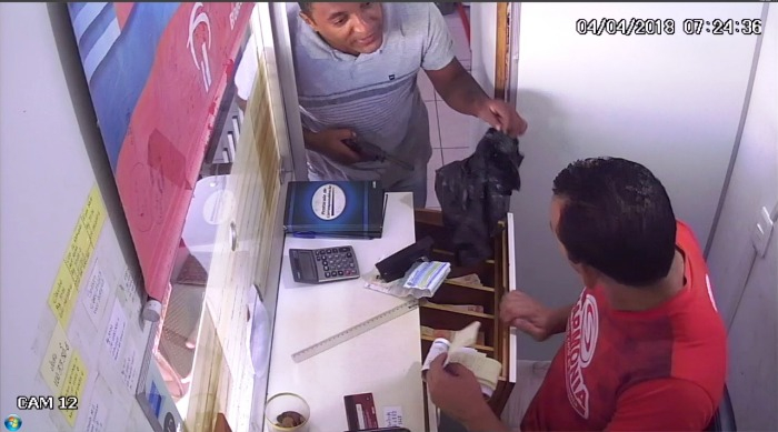 De ‘cara limpa’ bandido assalta Caixa do Bradesco Expresso em Nova Fátima