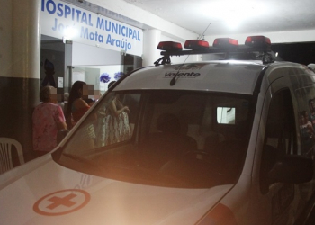 Jovem é ferido a tiros depois de ser tirado de transporte escolar na zona rural de São Domingos