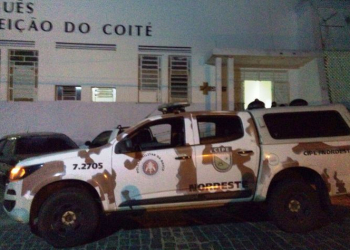 Coité – Troca de tiros termina com suspeito de trafico de drogas morto e um policial ferido (Atualizada às 10h)