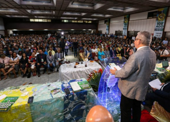 Angelo Coronel recebe apoio de líderes evangélicos para postular vaga ao Senado 