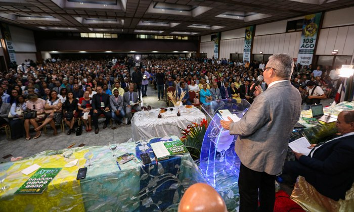 Angelo Coronel recebe apoio de líderes evangélicos para postular vaga ao Senado 