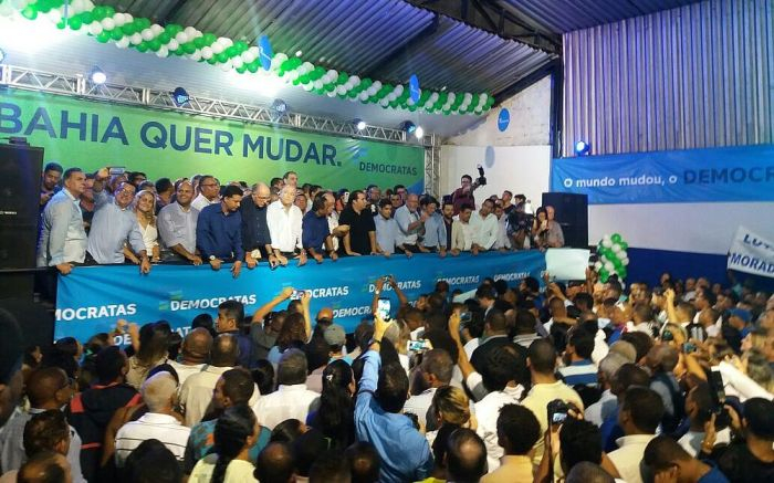 Democratas lança pré-candidatura de Zé Ronaldo em Camaçari