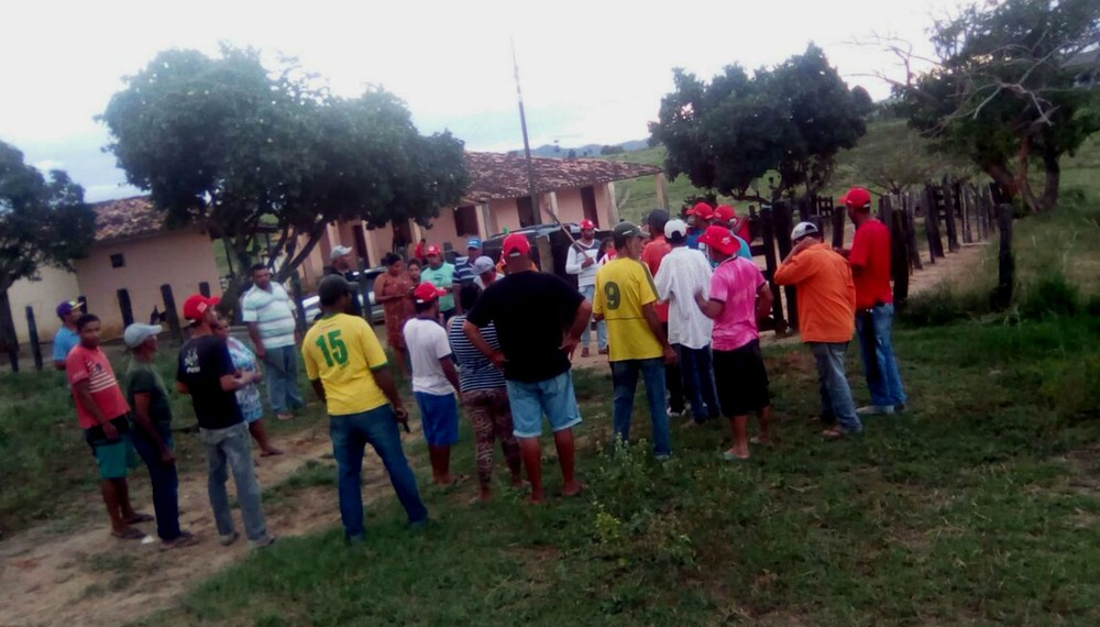 MST invade fazenda da família de Geddel no sudoeste da Bahia