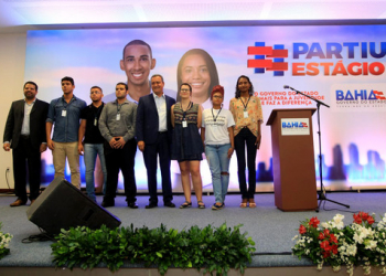 Partiu Estágio contrata mais de 1.300 jovens em todo o estado