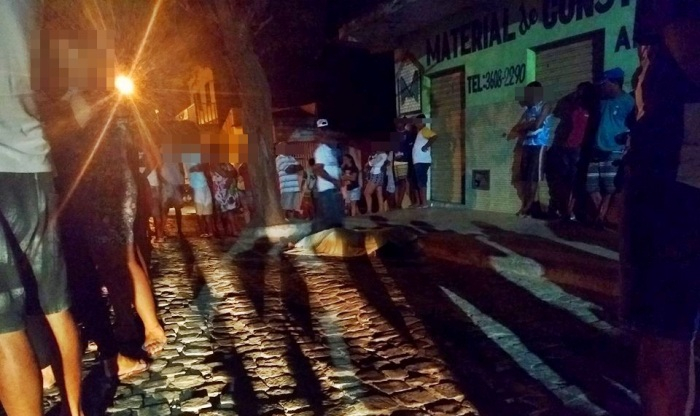 Jovem é assassinado no centro da cidade de Barrocas