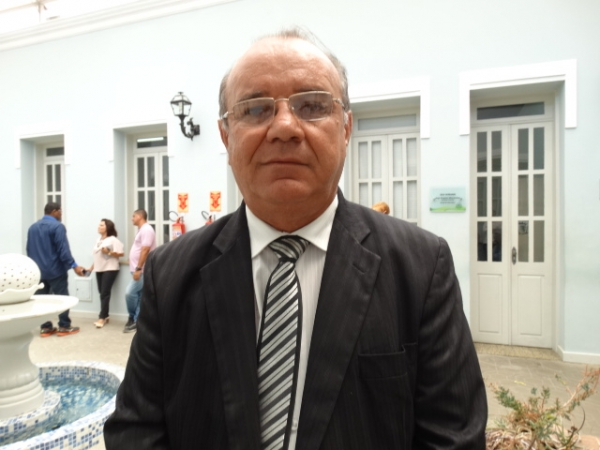 Presidente da Câmara de Feira repudiam audio que circula como sendo ele fazendo duras criticas e xingando ACM Neto