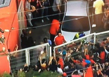 Militantes impedem Lula de sair do sindicato dos metalúrgicos do ABC