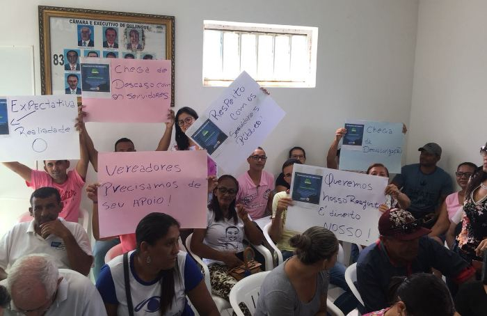Servidores públicos de Quijingue entram no segundo dia de paralisação e ocupam a Câmara Municipal