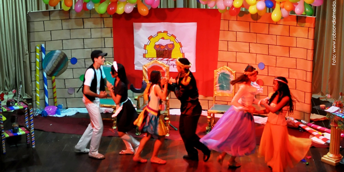 Grupo Teatral coiteense completa 10 anos com exposição sobre sua história no Centro Cultural