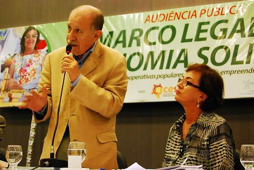 Morre Paul Singer, economista e um dos fundadores do PT